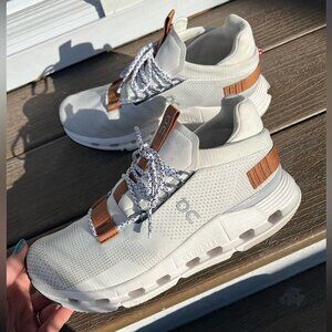 On Running Cloudnova White Pearl Brown